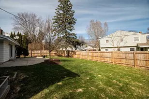 W55N778 Cedar Ridge Dr, Cedarburg, WI 53012 - Photo 29