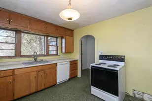 212 S Golden Lake Ln, Summit, WI 53066 - Photo 13