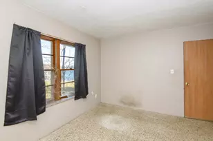 212 S Golden Lake Ln, Summit, WI 53066 - Photo 23