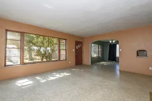 212 S Golden Lake Ln, Summit, WI 53066 - Photo 9