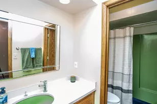 3113 Rolaine Pkwy, Hartford, WI 53027 - Photo 17