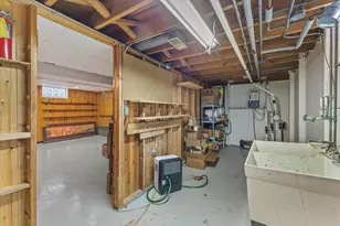 1511 W Klein Ave, Milwaukee, WI 53221 - Photo 27