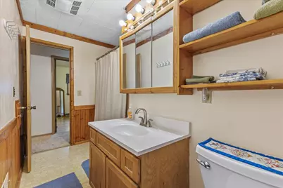 1511 W Klein Ave, Milwaukee, WI 53221 - Photo 21