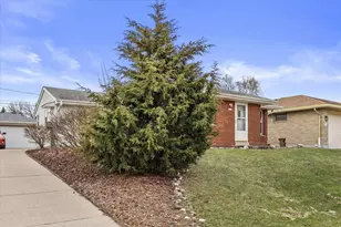 1511 W Klein Ave, Milwaukee, WI 53221 - Photo 35