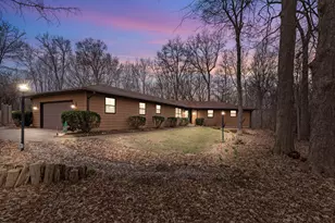 W275S4411 Green Country Rd, Waukesha, WI 53189 - Photo 1