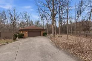 W275S4411 Green Country Rd, Waukesha, WI 53189 - Photo 35