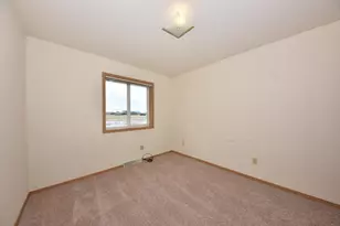 638 Beaus Bay, Slinger, WI 53086 - Photo 9