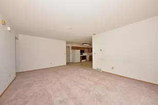 638 Beaus Bay, Slinger, WI 53086 - Photo 7