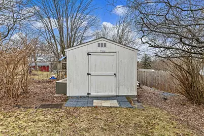 1023 W Glenn Dr, Waukesha, WI 53188 - Photo 33