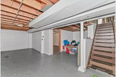 1023 W Glenn Dr, Waukesha, WI 53188 - Photo 25