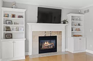 1833 La Belle Springs Ln, Oconomowoc, WI 53066 - Photo 9