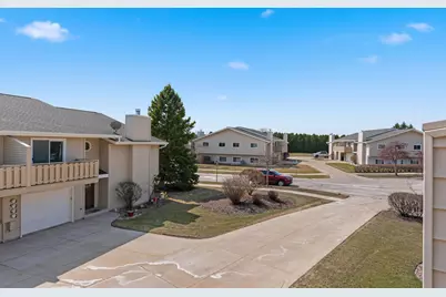 6461 S Crabapple Ct #2, Oak Creek, WI 53154 - Photo 25