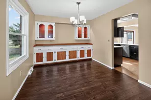 6950 N Green Bay Ave, Glendale, WI 53209 - Photo 15