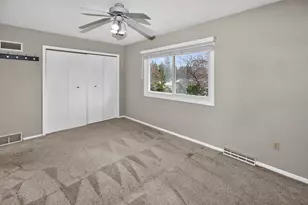 6950 N Green Bay Ave, Glendale, WI 53209 - Photo 27