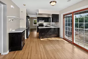 6950 N Green Bay Ave, Glendale, WI 53209 - Photo 11