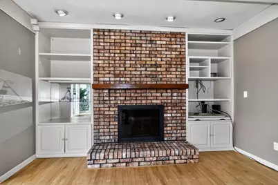 6950 N Green Bay Ave, Glendale, WI 53209 - Photo 5