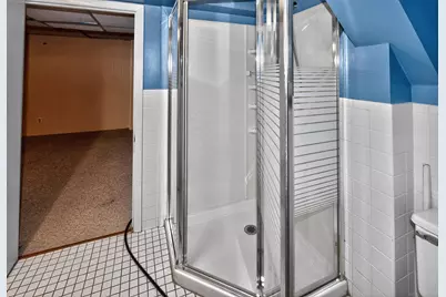 6950 N Green Bay Ave, Glendale, WI 53209 - Photo 37