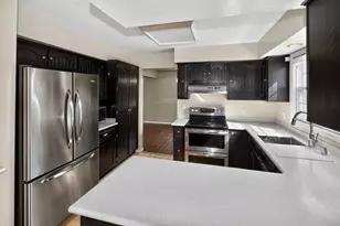 6950 N Green Bay Ave, Glendale, WI 53209 - Photo 9