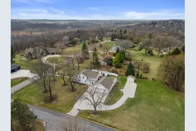 17730  Greenbrier Dr, Brookfield, WI 53045 - Photo 75