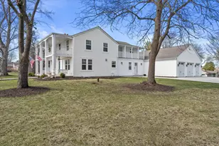 17730 Greenbrier Dr, Brookfield, WI 53045 - Photo 1
