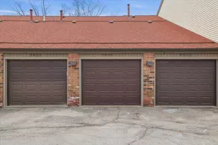 9608 W Bradley Rd, Milwaukee, WI 53224 - Photo 23