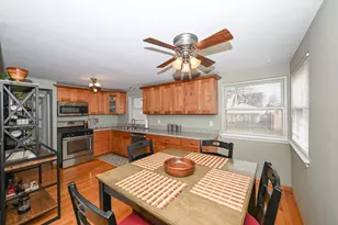 1110 Harmony Dr, Racine, WI 53402 - Photo 9