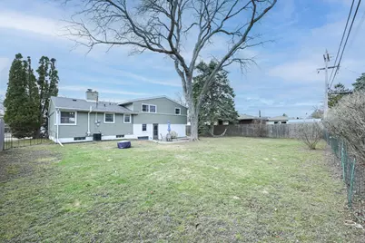 1110  Harmony Dr, Racine, WI 53402 - Photo 35