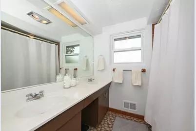 1110  Harmony Dr, Racine, WI 53402 - Photo 29