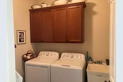 140 N Wild Flower Ln, Elkhorn, WI 53121 - Photo 13