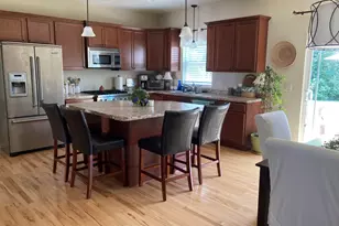 140 N Wild Flower Ln, Elkhorn, WI 53121 - Photo 7