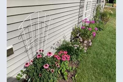 140 N Wild Flower Ln, Elkhorn, WI 53121 - Photo 27