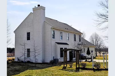 4176  Meadowlark Ln, Richfield, WI 53033 - Photo 5