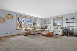 2424 24th St, Kenosha, WI 53140 - Photo 7