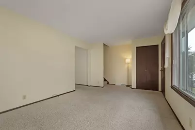 1407  87th Pl, Kenosha, WI 53143 - Photo 3