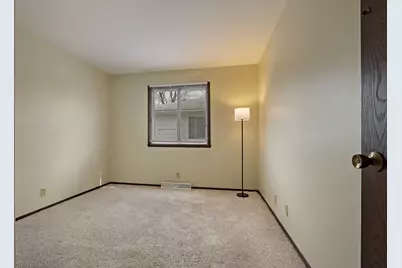 1407  87th Pl, Kenosha, WI 53143 - Photo 13