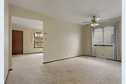 1407  87th Pl, Kenosha, WI 53143 - Photo 5