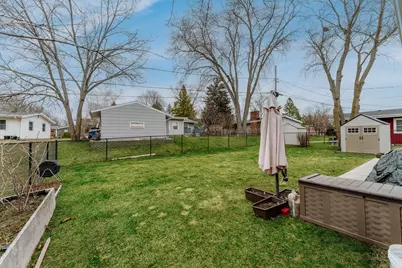 5623  Bentwood Ln, Greendale, WI 53129 - Photo 27