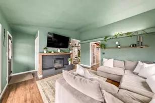 5623 Bentwood Ln, Greendale, WI 53129 - Photo 7