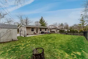 5623 Bentwood Ln, Greendale, WI 53129 - Photo 23