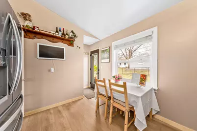 5623  Bentwood Ln, Greendale, WI 53129 - Photo 11