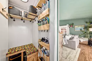 5623 Bentwood Ln, Greendale, WI 53129 - Photo 3