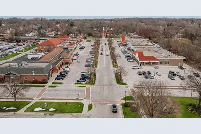 5623  Bentwood Ln, Greendale, WI 53129 - Photo 31