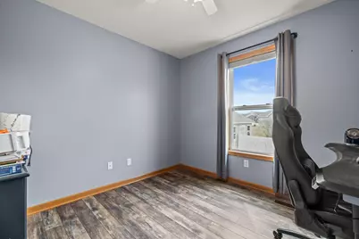 1157  Bluestem Ct, Elkhorn, WI 53121 - Photo 15