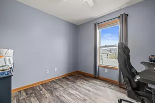 1157 Bluestem Ct, Elkhorn, WI 53121 - Photo 15