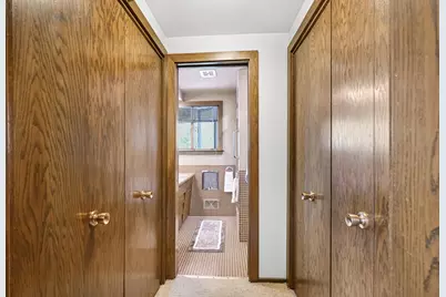 8925 N Maitland Rd, Bayside, WI 53217 - Photo 19