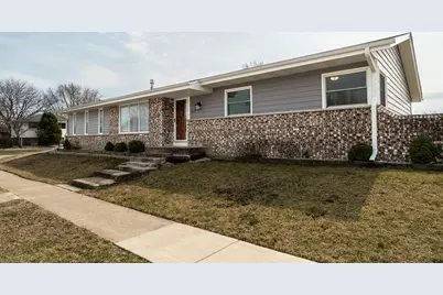 6111  69th St, Kenosha, WI 53142 - Photo 1