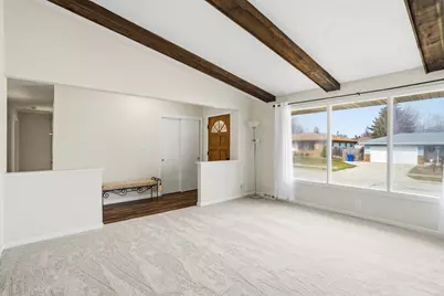 6111  69th St, Kenosha, WI 53142 - Photo 5