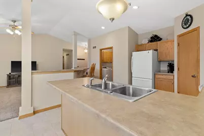 N7996  Woody Ln, Ixonia, WI 53036 - Photo 7