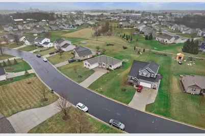 N7996  Woody Ln, Ixonia, WI 53036 - Photo 39