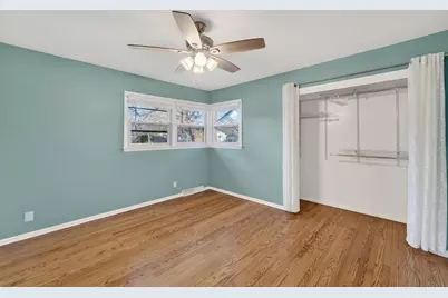 4604 W Dunwood Rd, Brown Deer, WI 53223 - Photo 9